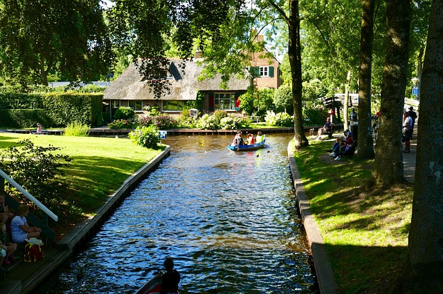 Giethoorn Tourism