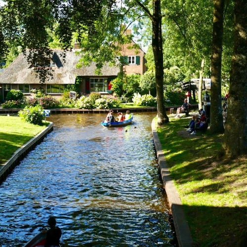 Giethoorn Pictures - Giethoorn